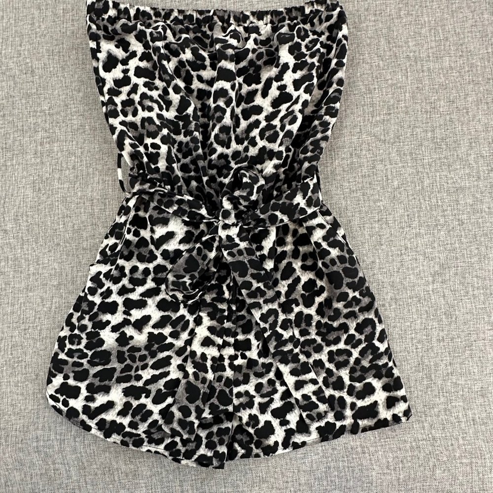 Forever 21 Leopard Romer Tie Belt‎ Figure Flattering Small Gray Black Polyester